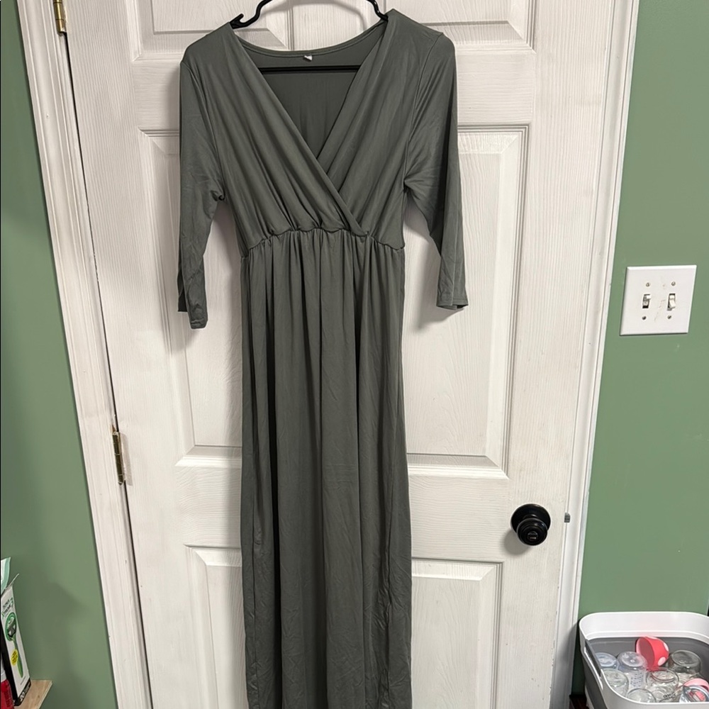 Elegant Green Maternity Maxi Dress